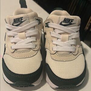 Nike Kids Air Max Sneakers in Beige and Forest Green